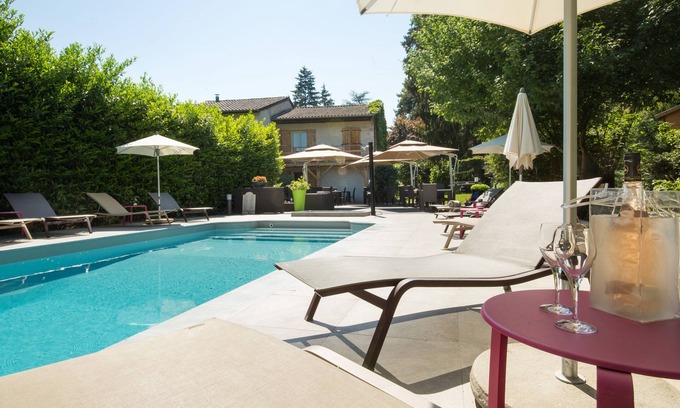 La Boisse Hotel | Logis Le Petit Casset