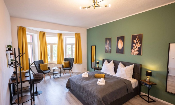 Chemnitz Apartment | Loh9 - Das Apartment/Direkt im Stadtzentrum/Aufzug/W-lan/Magenta-tv