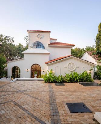 Kudal Villa | LohonoStays Villa Maraville