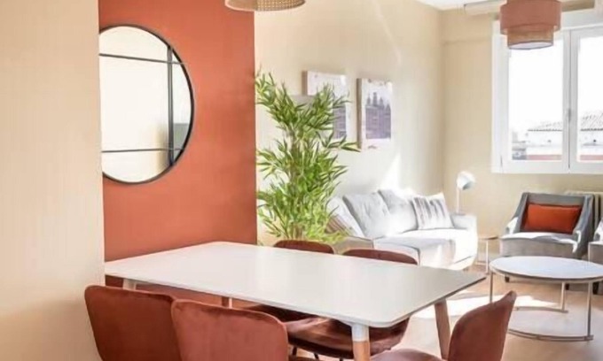 Zaragoza Apartment | LOIRA GRAN VIA: Great elegance in the center