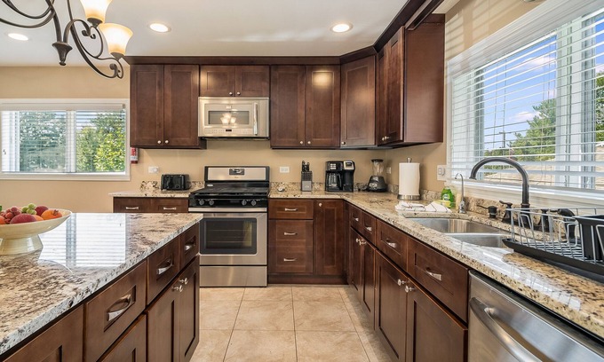 Lombard House | Lombard Rental