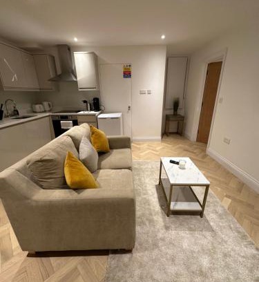 Kilburn Apartment | London Apartment West One