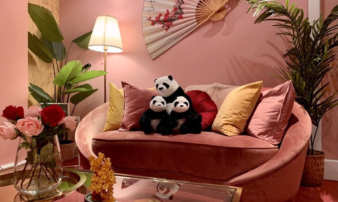 Chinatown Apartment | London Chinatown Apartments (Cherry blossom Suite)