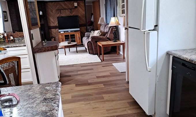Whitesboro House | Lone Star, Country charm with all the comforts of home