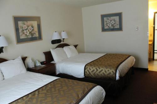 Sidney Hotel | Lone Tree Inn