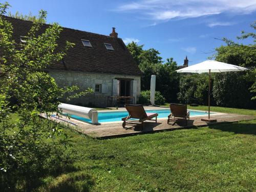 Couffy House | Longère avec piscine