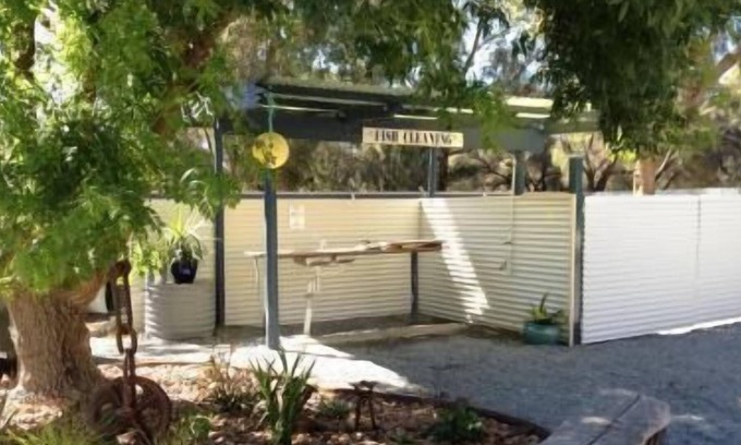 Lake Wangary Apartment | Longbeach Apartments Coffin Bay