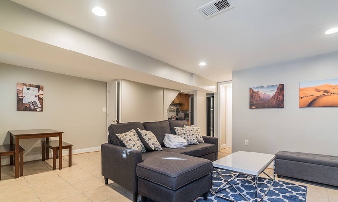 Park View Apartment | Longterm DC Apartment | English Basement