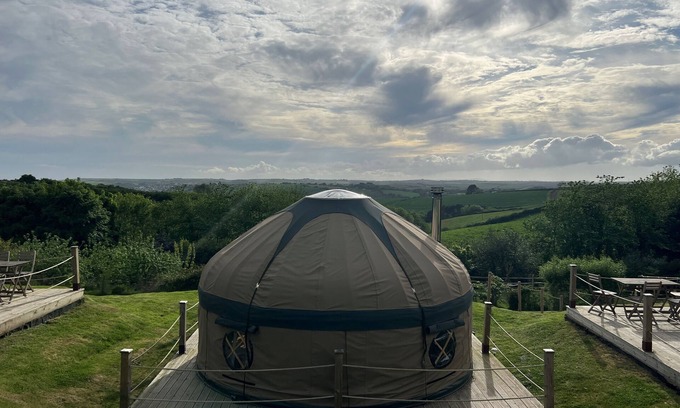 Looe RV Rental | Looe Yurts