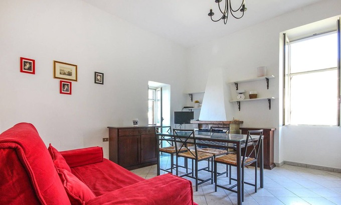 Marina di Pisciotta Apartment | Look forward to a fantastic view of the countryside in this beautiful vacation apartment.