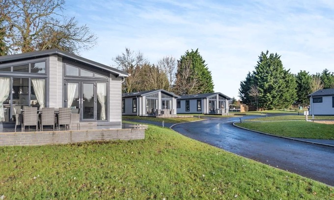 Great Coxwell Ski Chalet | Looking for a relaxing escape where your pet is just as welcome as you are.