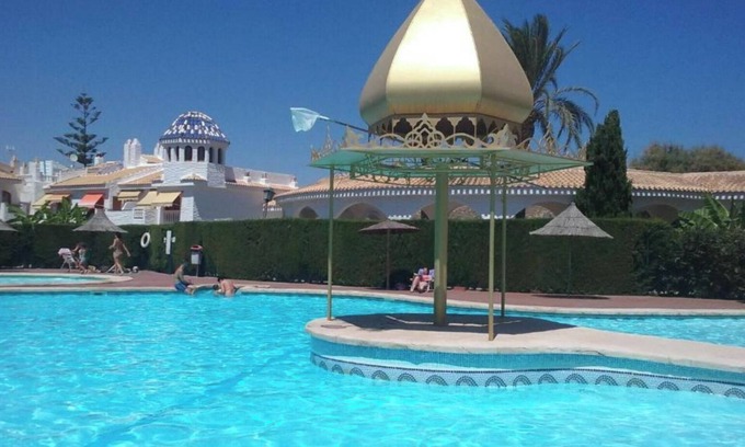Los Arenales del Sol House | Looking for paradis beach