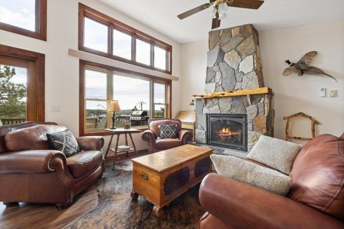 Custer House | Lookout Lodge