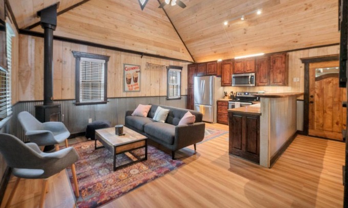 Rising Fawn House | Lookout Lodge