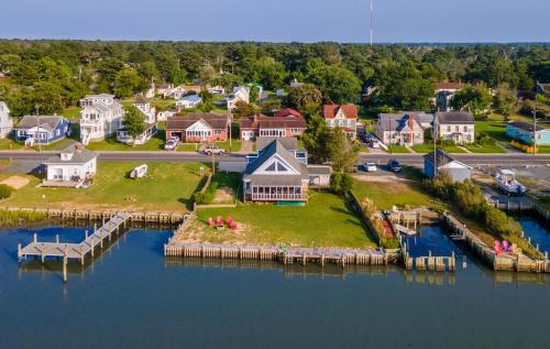 Chincoteague House | Lookout On Main