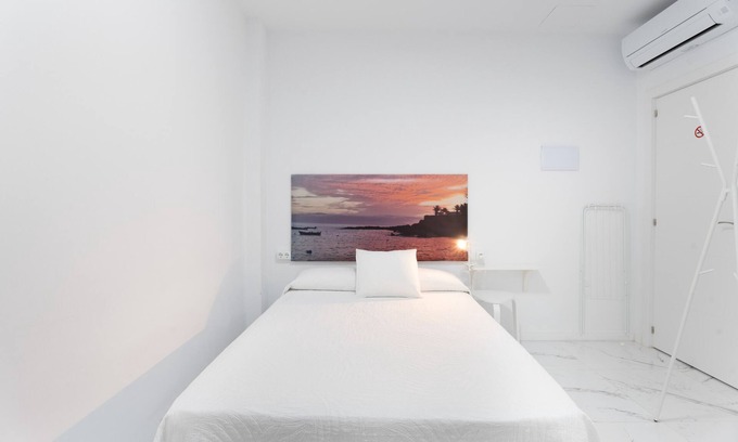 Alcala Apartment | 'Los Atardeceres De Alcalá' with Shared Terrace and Wi-Fi