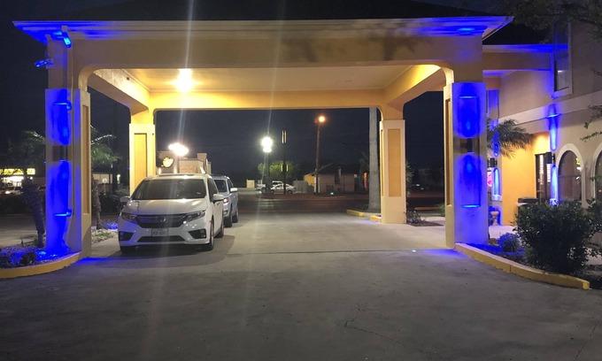Los Fresnos Hotel | Los Fresnos Inn and Suites