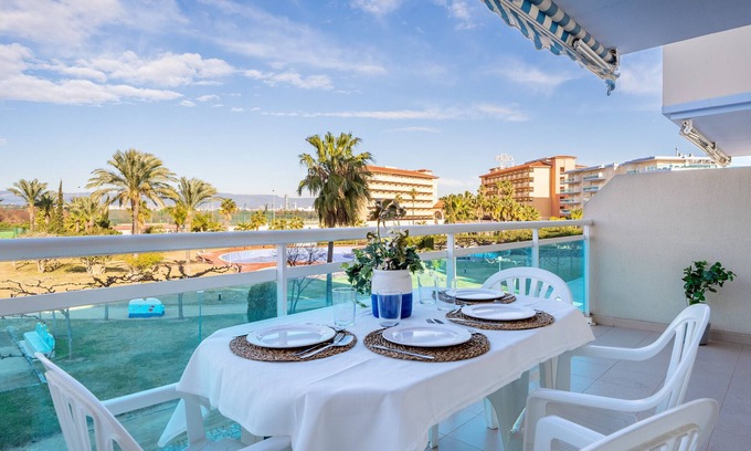 La Pineda Apartment | LOS JUNCOS 2
