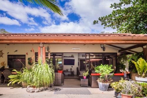 Jaco House | Los Malinches