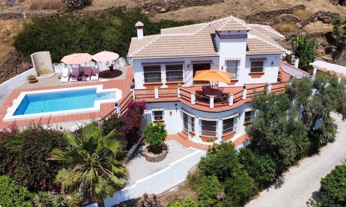 Sayalonga Villa | Los Naranjos - Luxury villa with private pool and stunning sea view