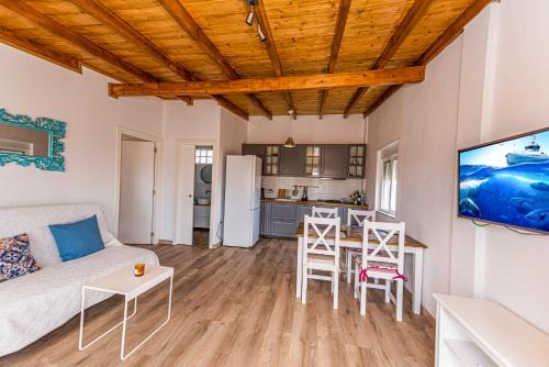 Tuineje House | Los Olivos