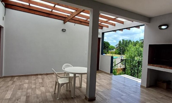 Ostende Apartment | Los Pecos Hospedaje 1er piso