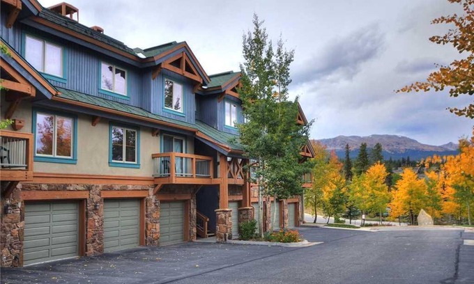 Four O'Clock Condo | Los Pinos by Breckenridge Resort Managers