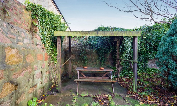 Peterhead Bed & Breakfast | Lost Guest House Peterhead