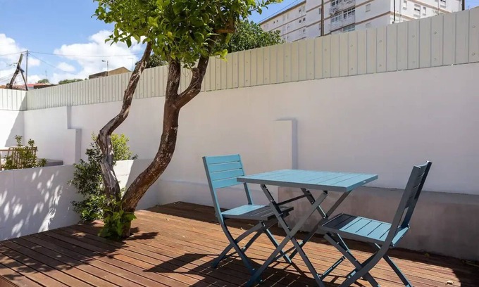 Beato Apartment | Lots of sun and a Private Garden at Beato