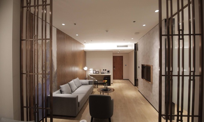 Naga Hotel | LOTUS BLU HOTEL NAGA