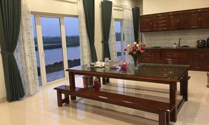 Huyen Kien Thuy House | Lotus House