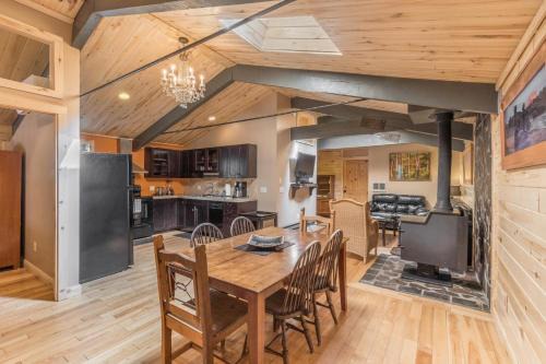 Ouray House | Lotus Mountain Suites The Gallery