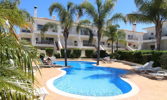 Boliqueime Villa | Lotus Villa V5 com piscina comum - Boliqueime, Algarve