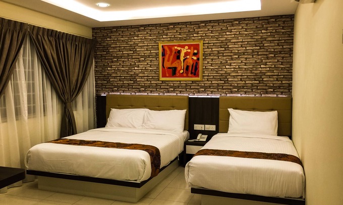 Larut Hotel | Louis Hotel
