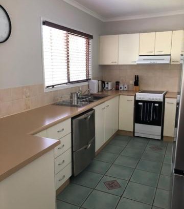 Mount Louisa Apartment | LOUISA