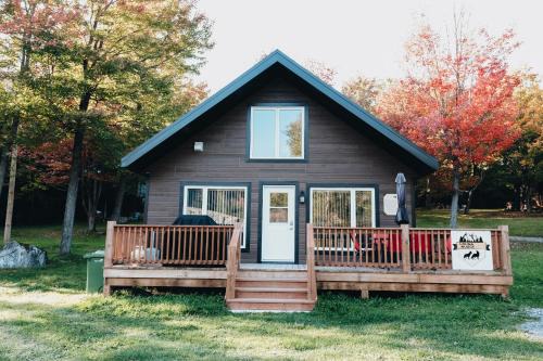 Frampton Ski Chalet | Louna-Nuage Shack- Chalet au Miller Zoo