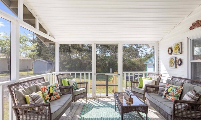 Chincoteague House | Love and Luck on Chincoteague Island!