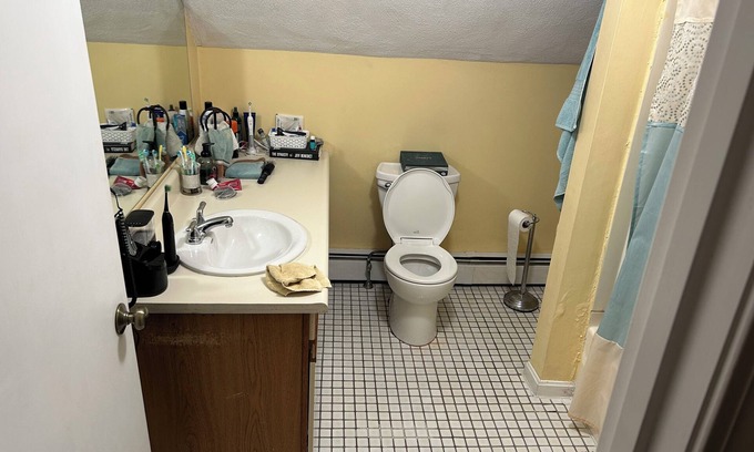 Salem Condo | Lovely 1-bedroom condo with AC in charming Salem