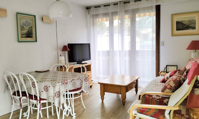Villard-de-Lans Apartment | Lovely 1BR apartment with cabin and private parking in Villard-de-Lans