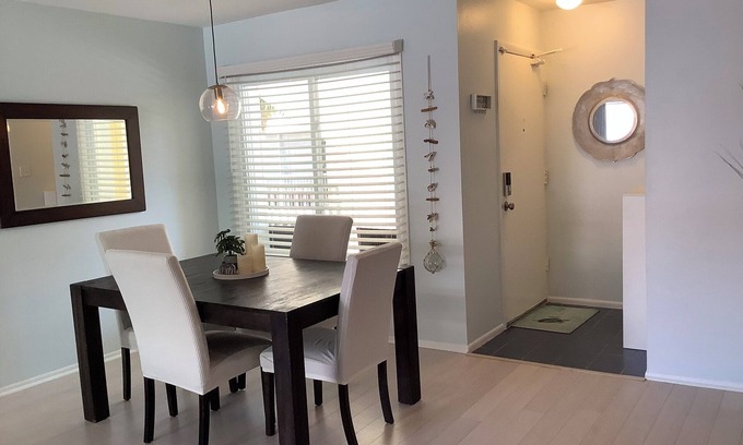 Bayview Condo | Lovely 2 Bdr/2 bath in gated community, private beach, 2 pools and a hot tub