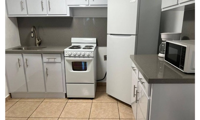 Camaceyes Apartment | Lovely 2-bedroom apt # 5 only 5 minutes away from crashboat beach..
