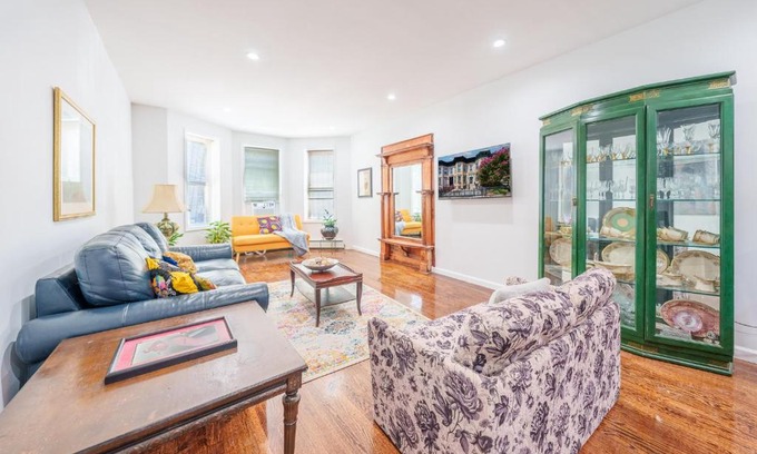 Crown Heights Apartment | Lovely 2 bedroom in the hearts of crown heights