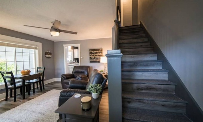Clear Lake House | Lovely 2 bedroom rental unit with garage parking.