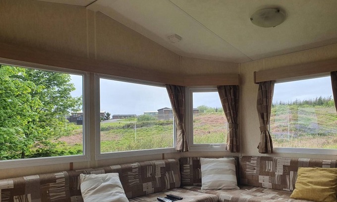 Balminnoch Ski Chalet | Lovely 3-bed Caravan in Galloway Forrest