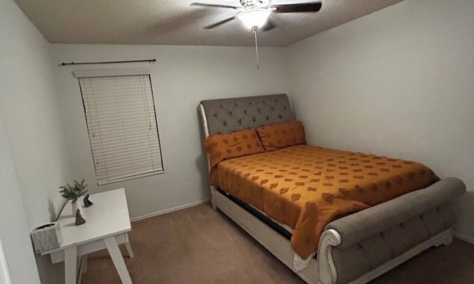 Buda House | Lovely 3-bedroom 2 full bathroom house with AC in charming Buda Texas!
