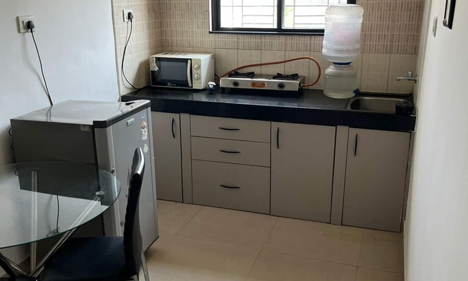 Sector 17 Apartment | Lovely 3 bedroom house with AC