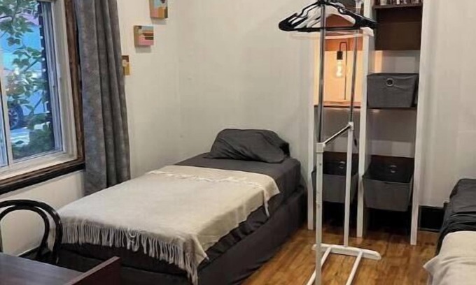 Mile End Apartment | Lovely 4 1/2 in Vibrant Mile End