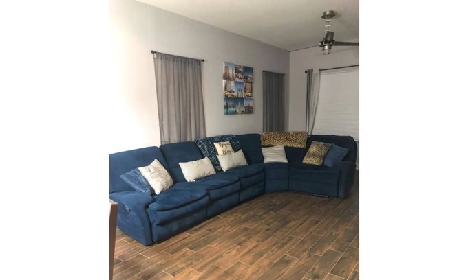 Westchase House | lovely and comfortable 3 bedroom home near beach, Tampa