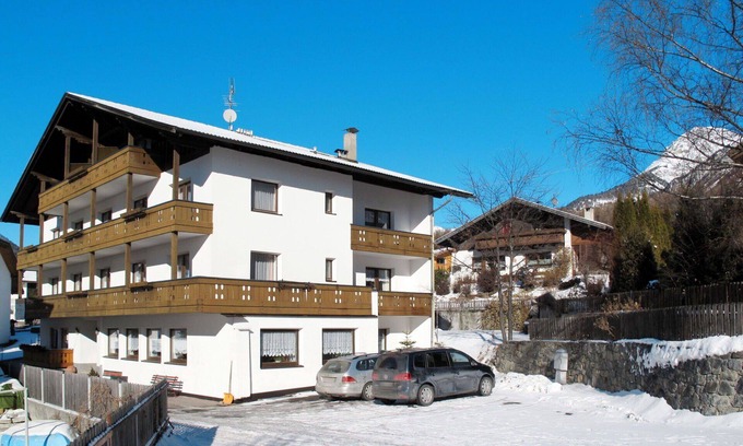St. Valentin auf der Haide Apartment | Lovely apartment for 4 people with WIFI, TV, balcony, pets allowed and parking