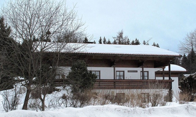 Bischofsmais Apartment | Lovely apartment for 4 guests with WIFI, TV, terrace, pets allowed and parking